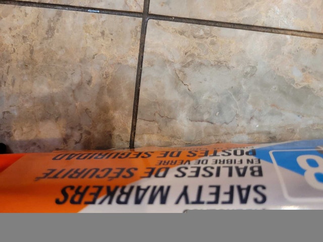 Brand New PolarXtreme Safety Markers - photo 4