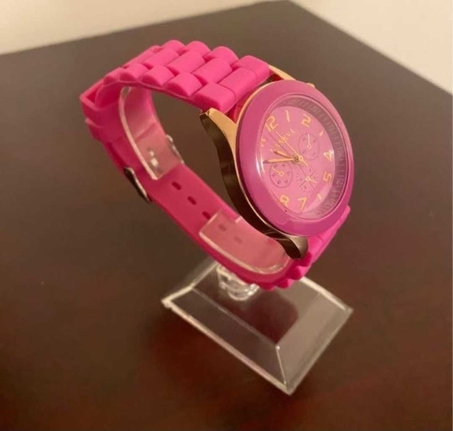 Brand New Geneva Pink Silicone Strap Watch - photo 3