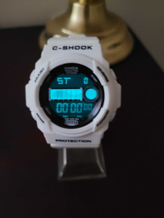 New White Digital C shook Fashion watch - photo 2