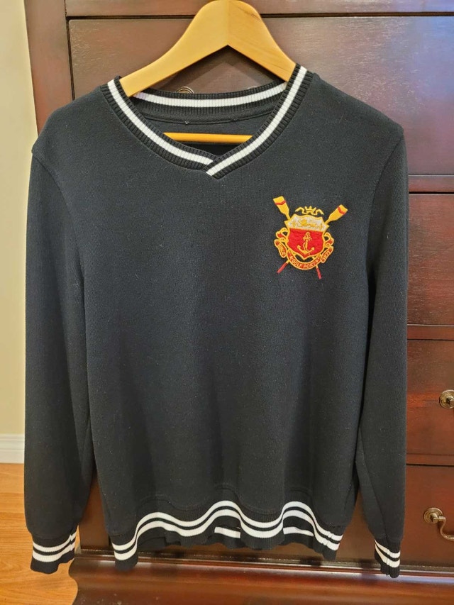 Men's Golf Port 1977 Black V-Neck Sweater