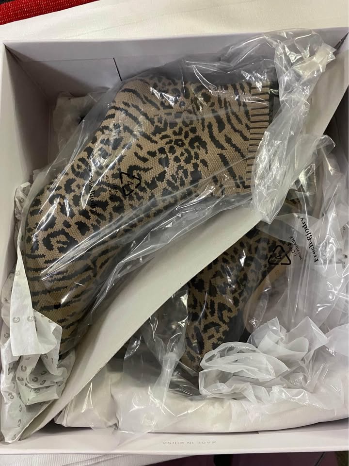 Corso Como Knit Kitten Heel Ankle Boots Size 7 - photo 5