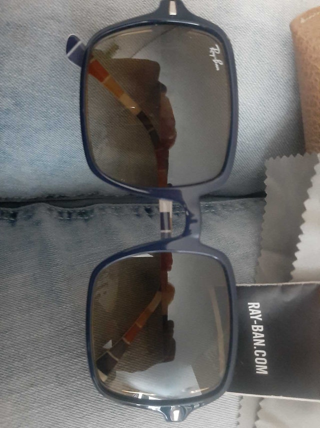 Ray-Ban Sunglasses - photo 2