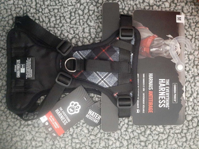 Canada Pooch Harness M