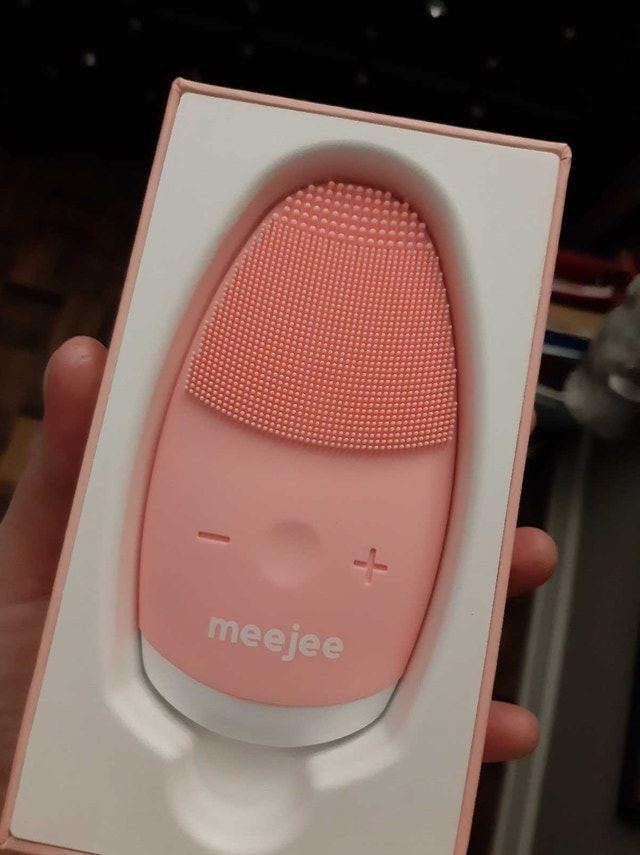 Meejee Facial Cleansing Massager