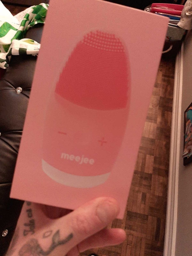 Meejee Facial Cleansing Massager - photo 3