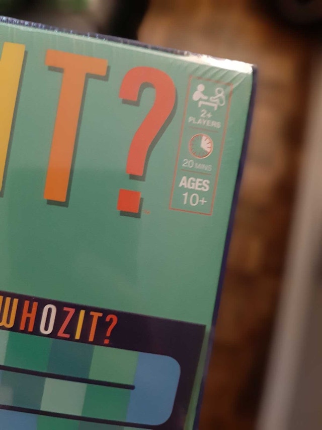 Gamewright Whozit? - photo 2