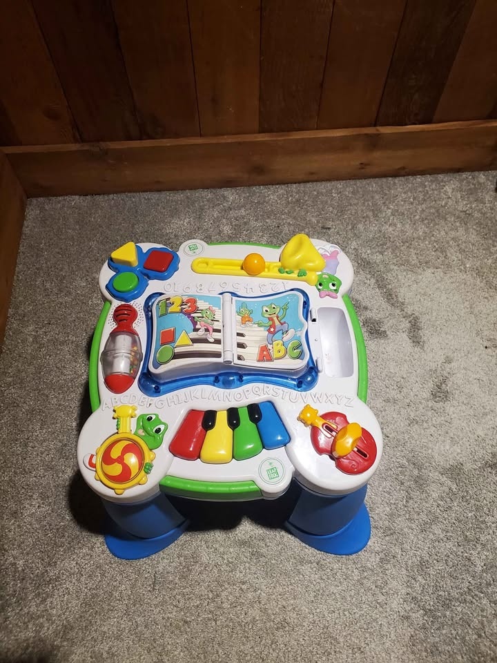 Leap Frog Leapstart Learning table - photo 2