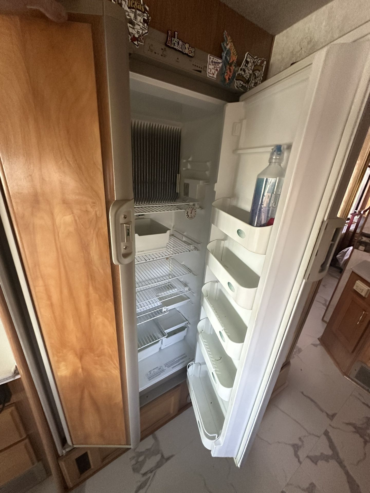 1999 Diesel Discover Motor home - photo 2