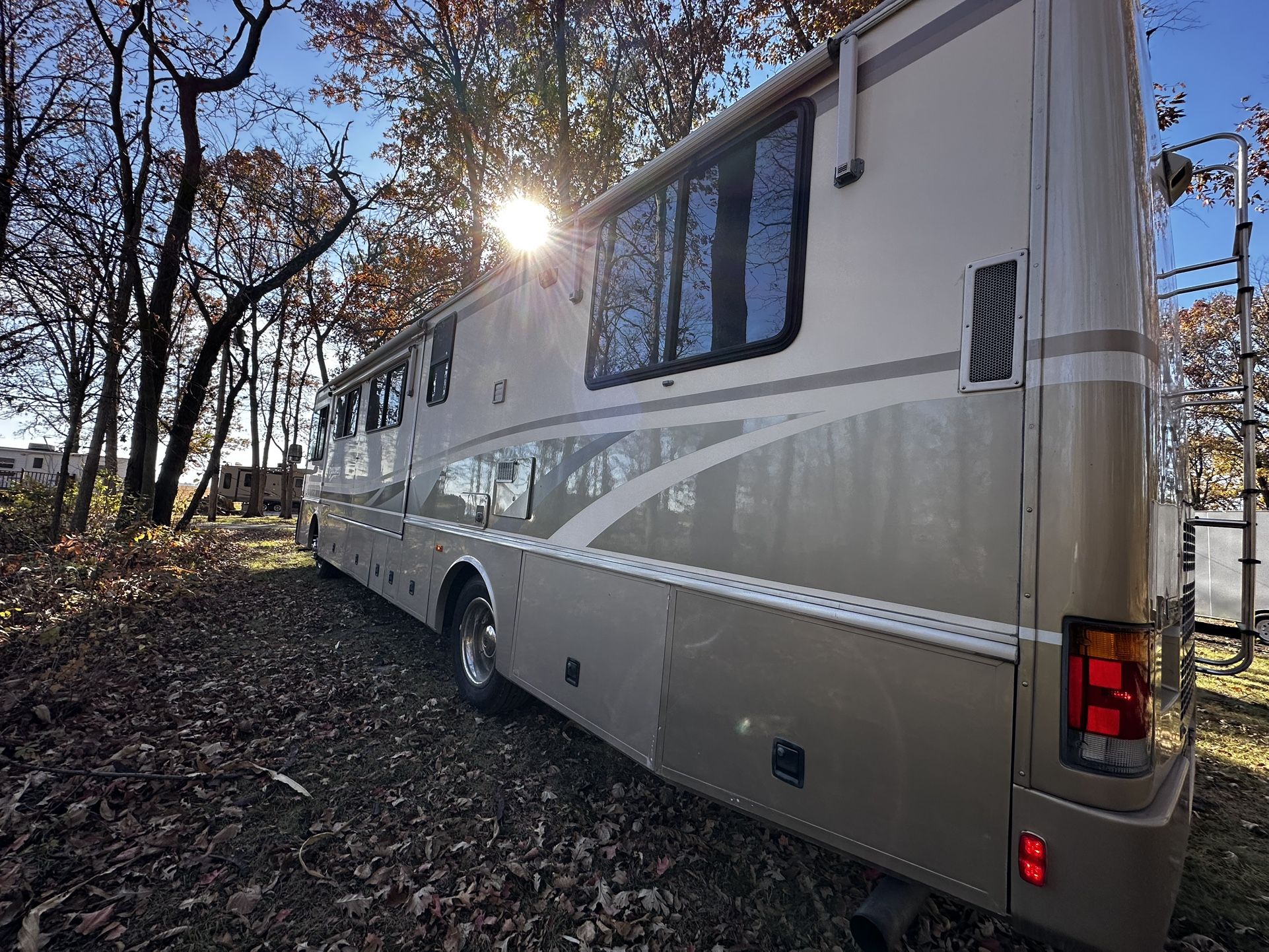 1999 Diesel Discover Motor home - photo 3