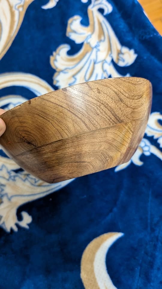 Sparrow Garden Epoxy Resin Art Mango Wood Bowl - photo 4