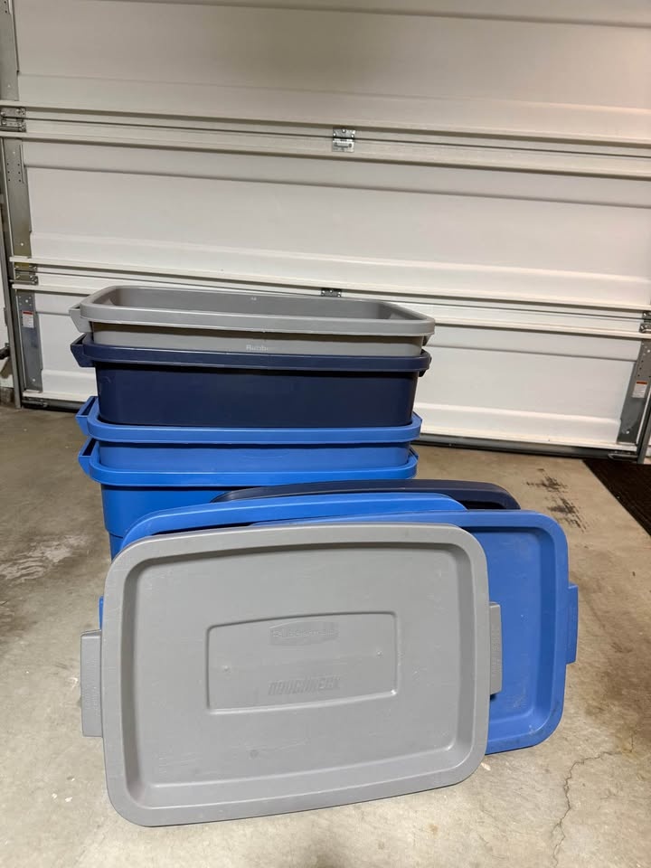 Rubbermaid Storage Bins 68L 🧡 - photo 2