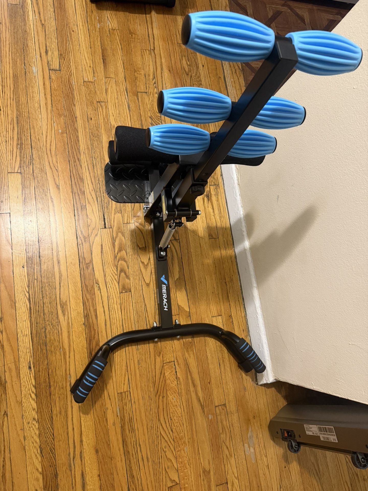 Squat Machine And Ab Workout Equipment - photo 2