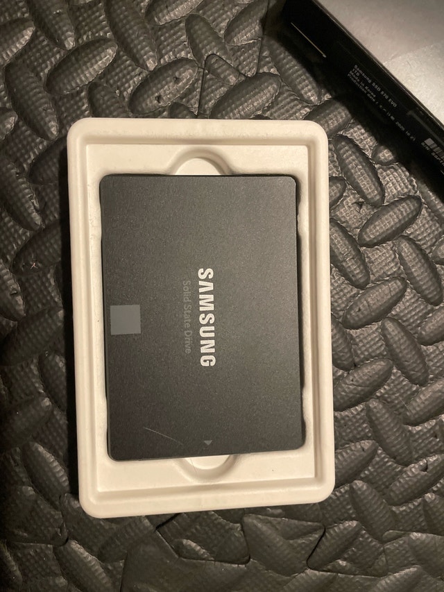 Samsung 870 evo Sata ssd - photo 2