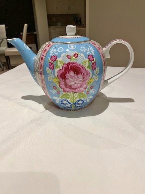 Tea Pot PIP Studios Floral Large 1.6 Litre Capacity