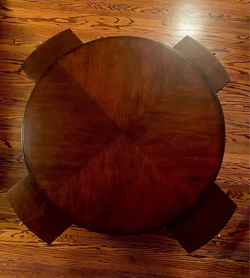 Elegant Round Rich Dark Wood Cocktail Coffee Table image indicator(5)