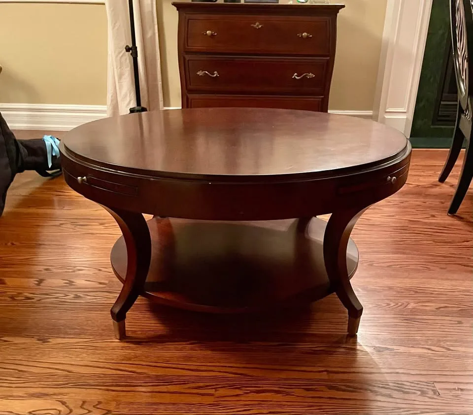 Elegant Round Rich Dark Wood Cocktail Coffee Table image indicator(6)