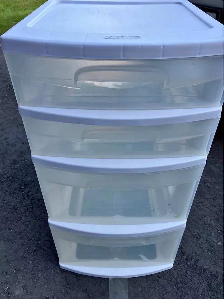 Sterilite 4 Drawer Medium Cart (Used) thumbnail