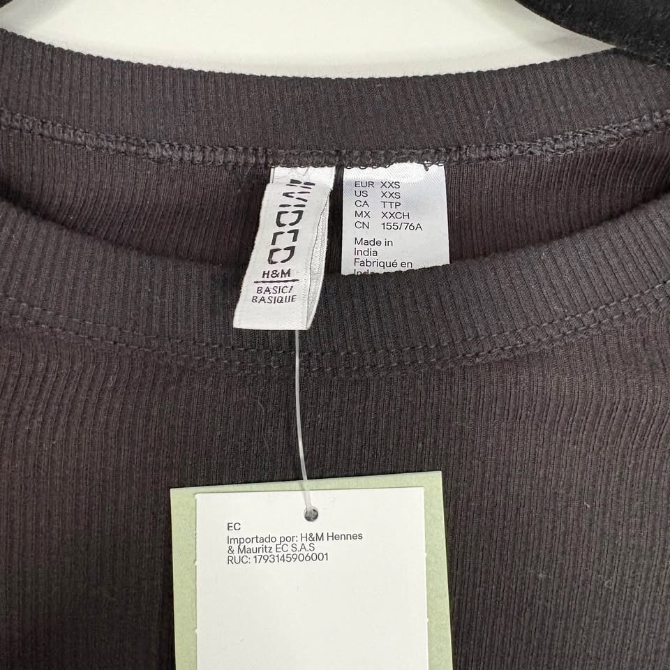 Brand New H&M Black ribbed long Sleeve shirt - photo 3