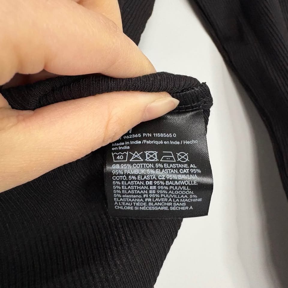 Brand New H&M Black ribbed long Sleeve shirt - photo 4