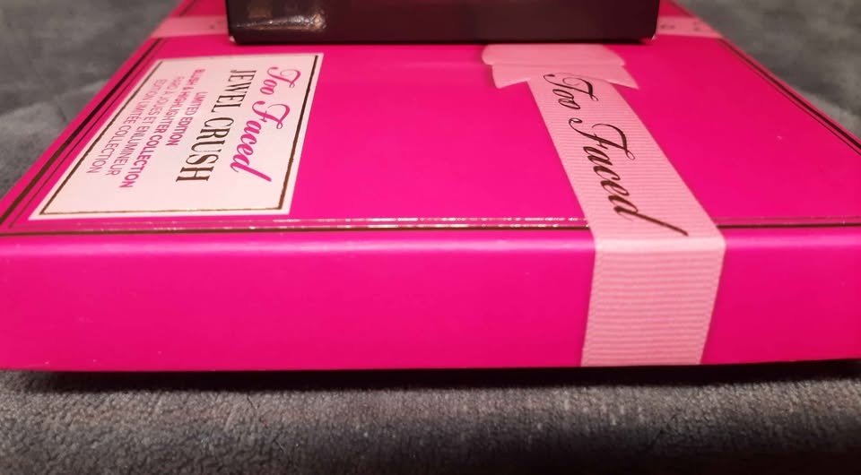 💖 Too Faced Jewel Crush Blush & Highlighter Gift Set – New in Bo - photo 2