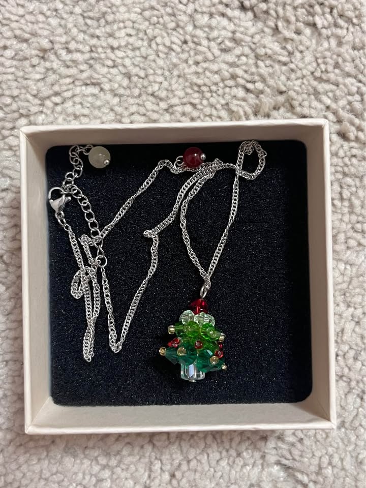 $5 each, New earrings, bracelet, brooch clearance on sale - photo 4