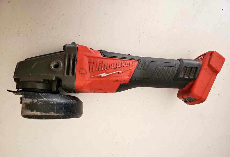 Milwaukee M18 Fuel 4-1/2/5 Grinder Paddle