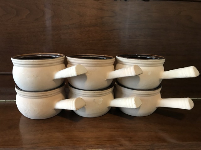 Onion soup bowls vintage- Saint Joseph BCE