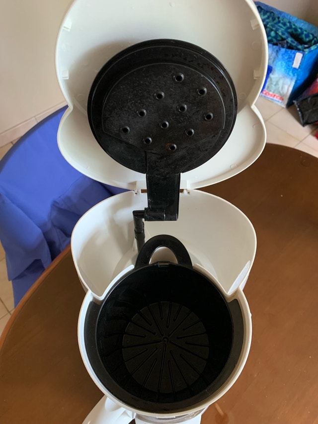 Black & Decker Coffee Maker - photo 3