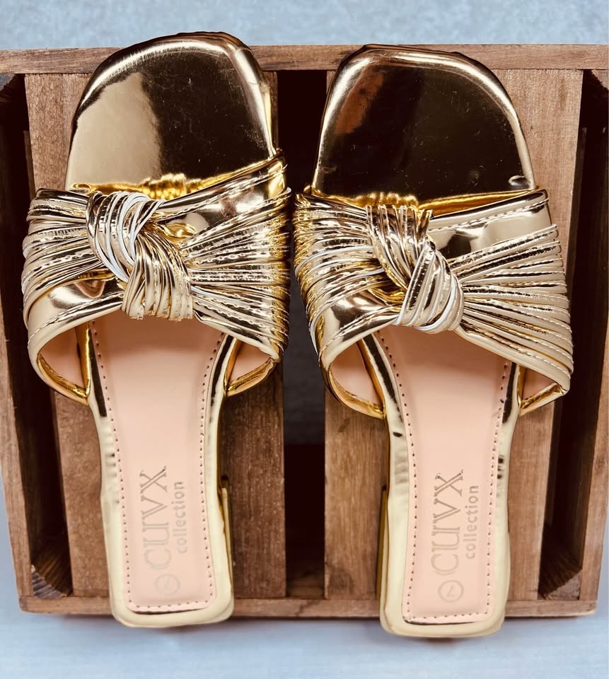 Mother’s Day Gift Gold Knotted Metallic Sandals Womens Size 7 - photo 3