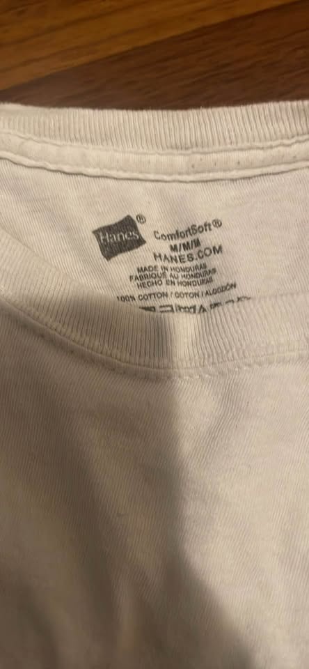 white tee - photo 2