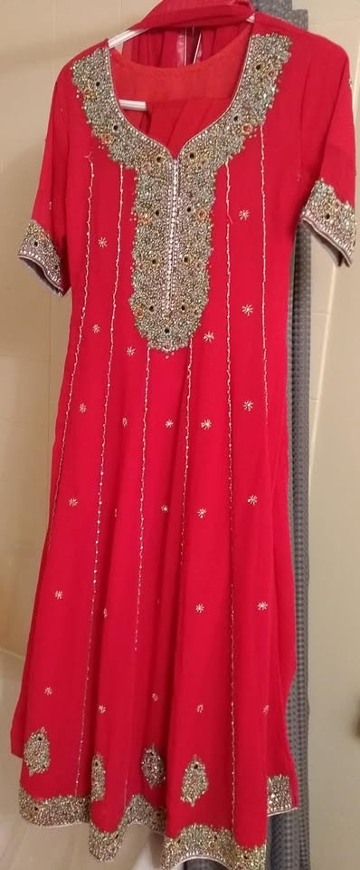 Fancy Pakistani/Indian shalwar kamiz - photo 5