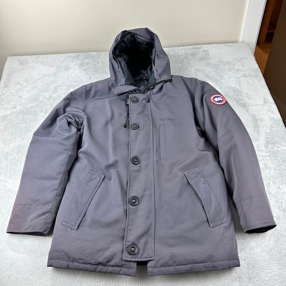 Canada Goose Chateau Parka Grey Puffer Jacket