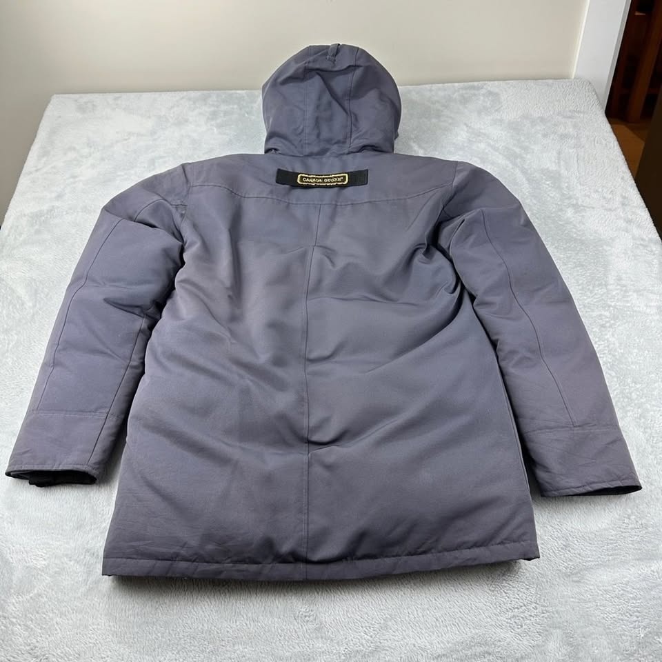 Canada Goose Chateau Parka Grey Puffer Jacket - photo 4