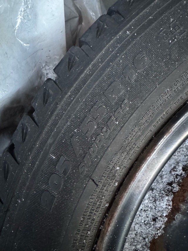 Winter tiers 205/55 R16 - photo 3