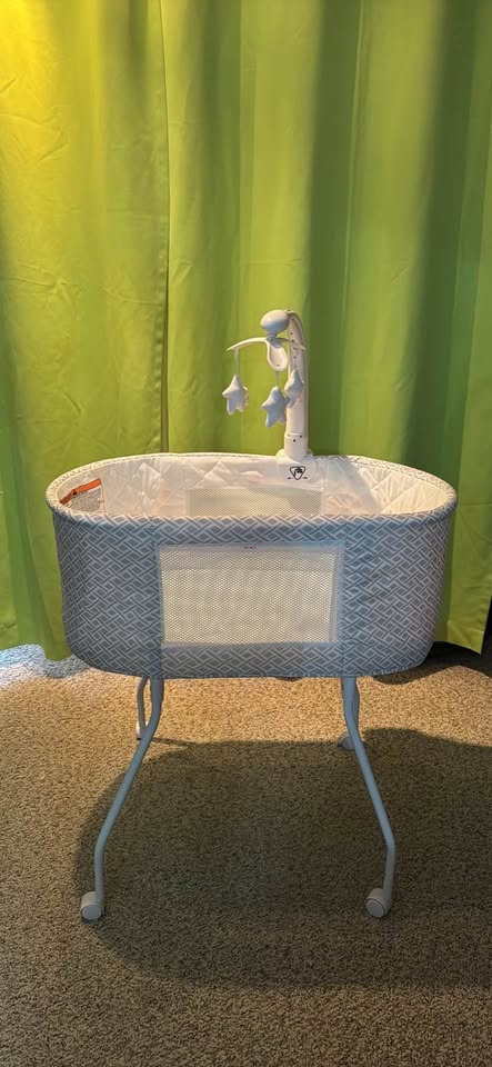 Delta Children Sweet Slumber Bassinet (Garden Path) - photo 2