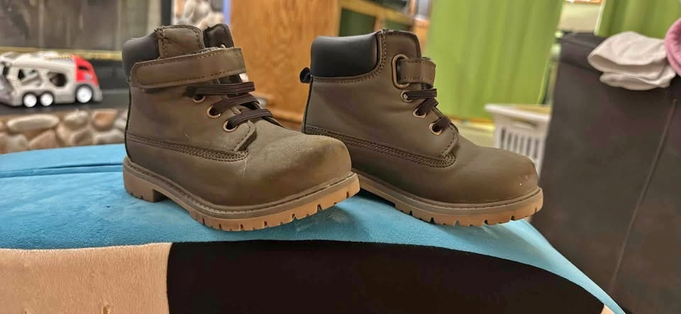 Used Boys' Size 9 Boots - Perfect Soles, Easy Velcro!