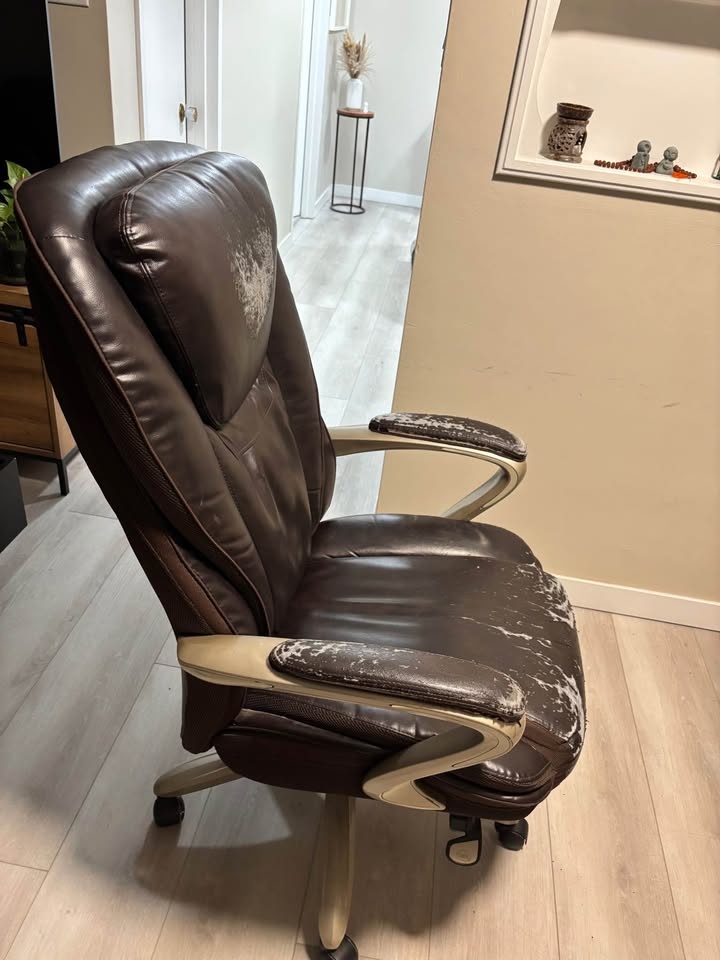 Office chair - photo 2