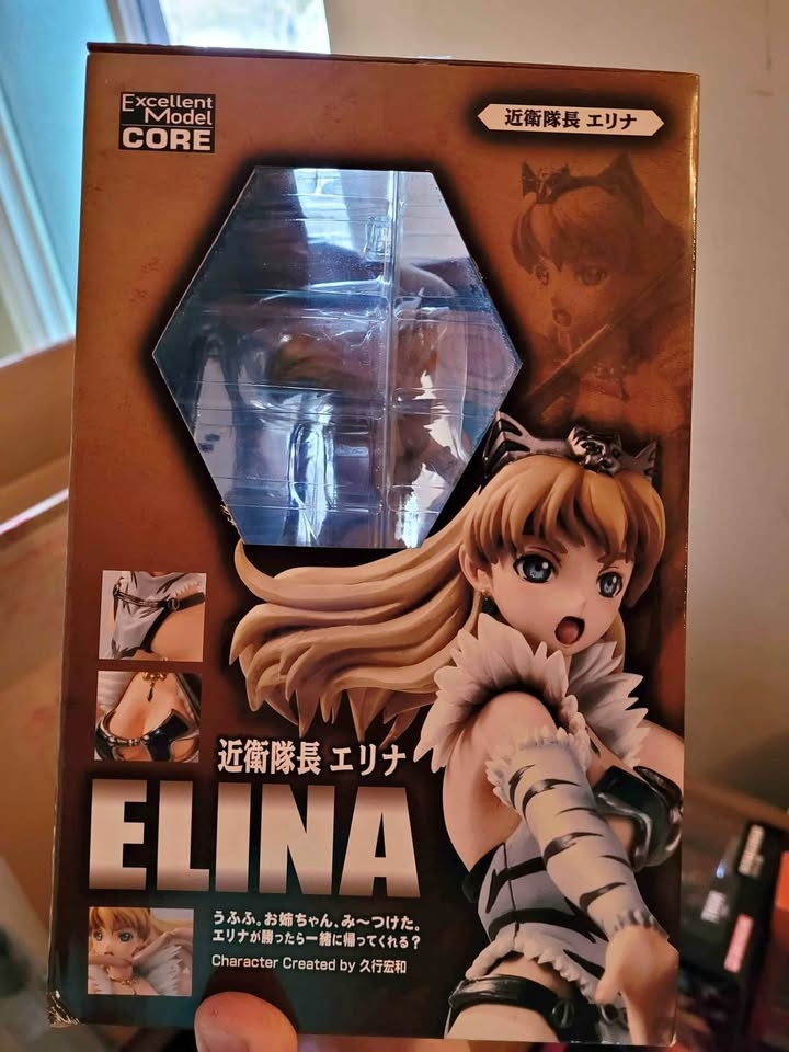 Queen's blade anime figure