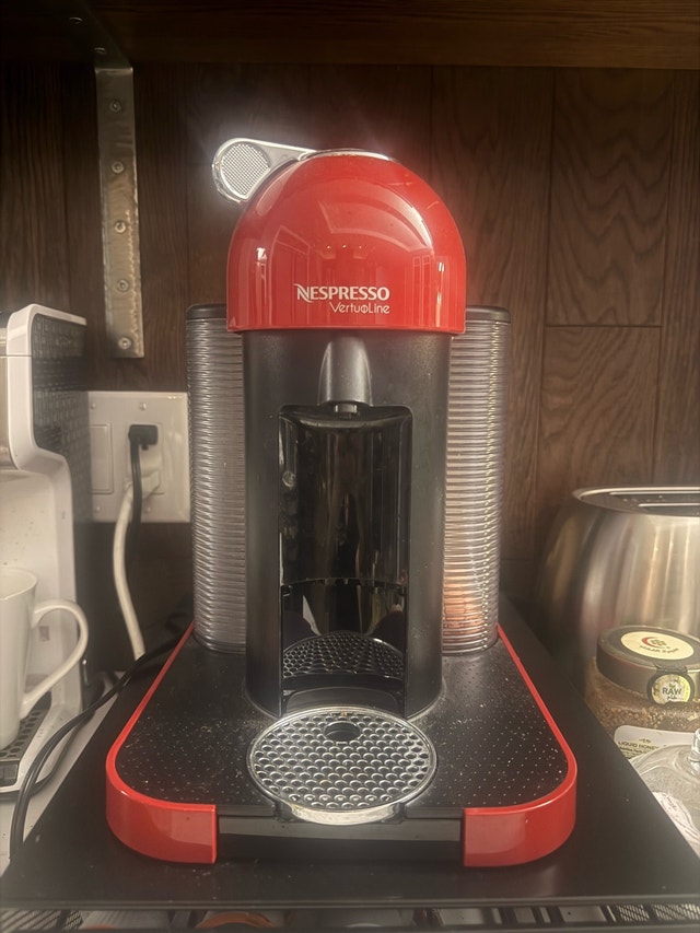 Nespresso VertuoLine red edition - photo 2