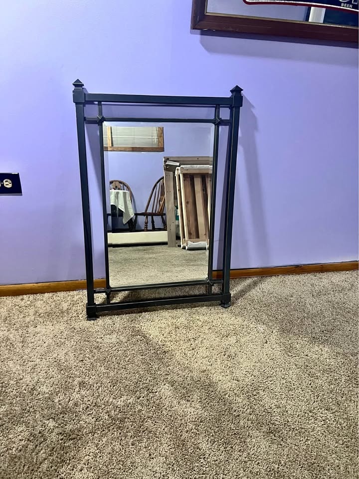 Mirror with iron base