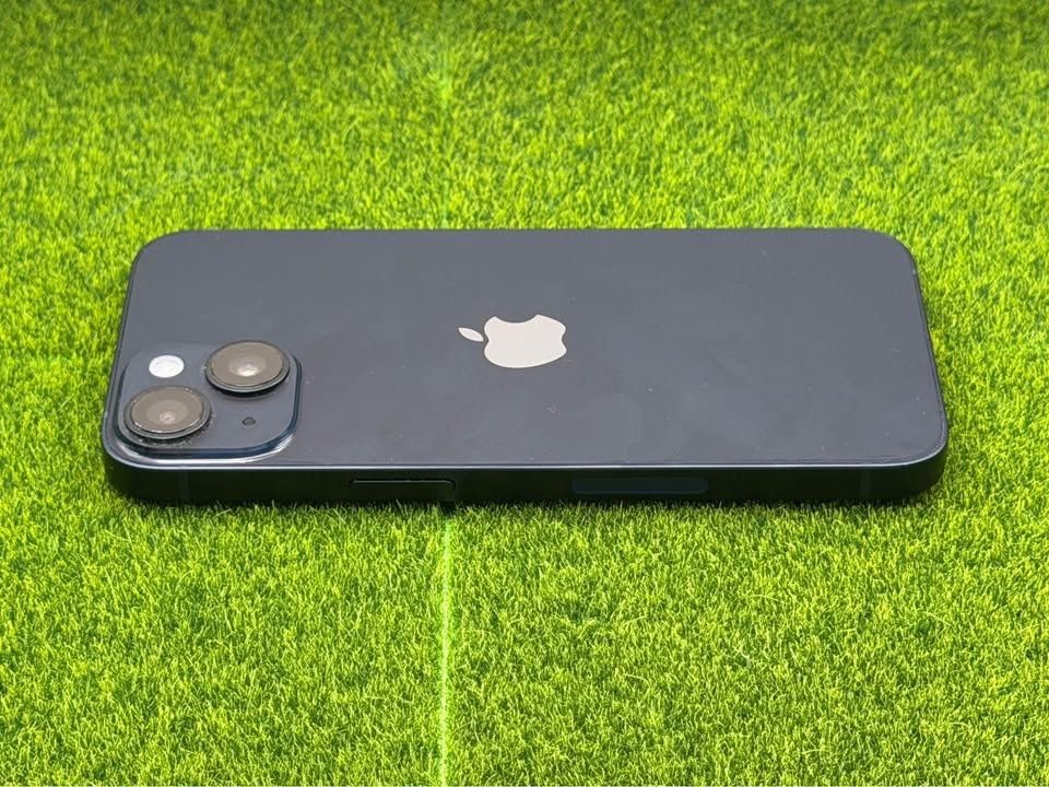 IPhone 14 128gb- Unlocked price is firm - photo 3