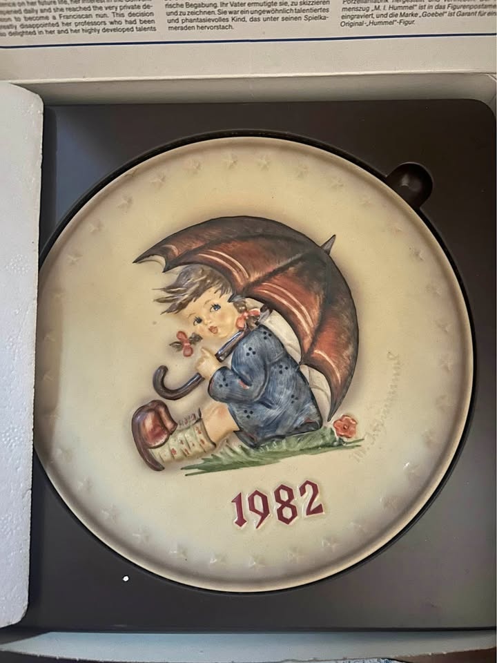 Hummel Goebel 1982 Annual Plate
