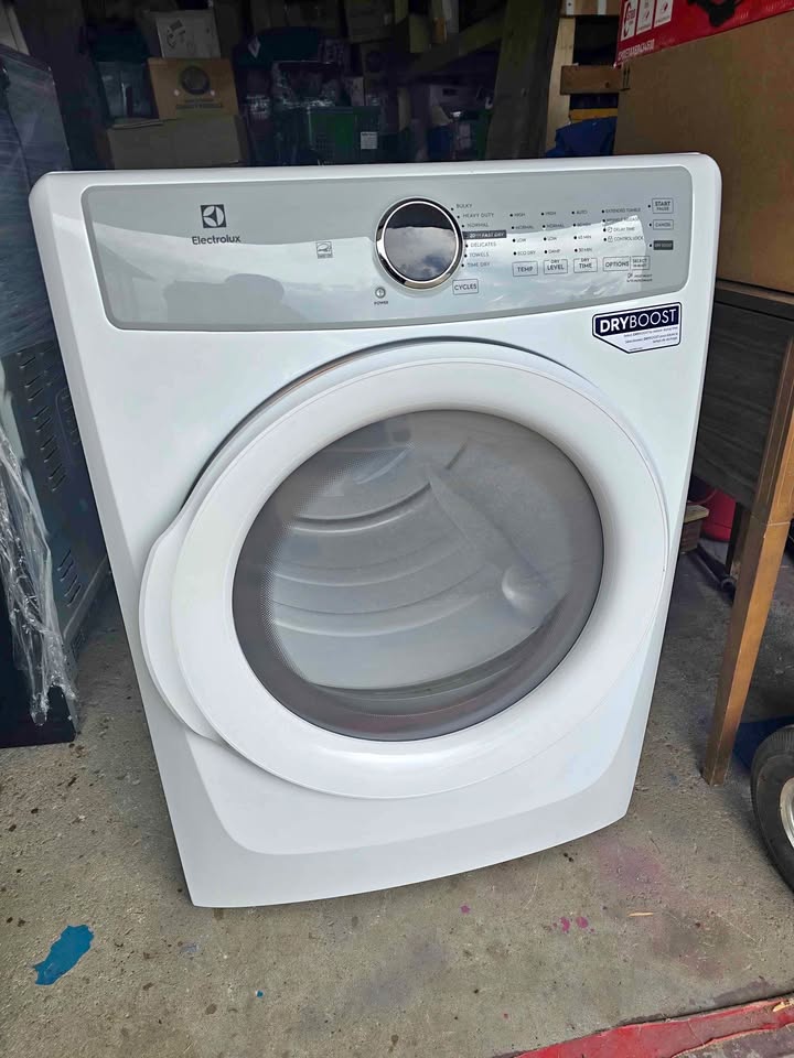 Brand new Eletrolux Dryer