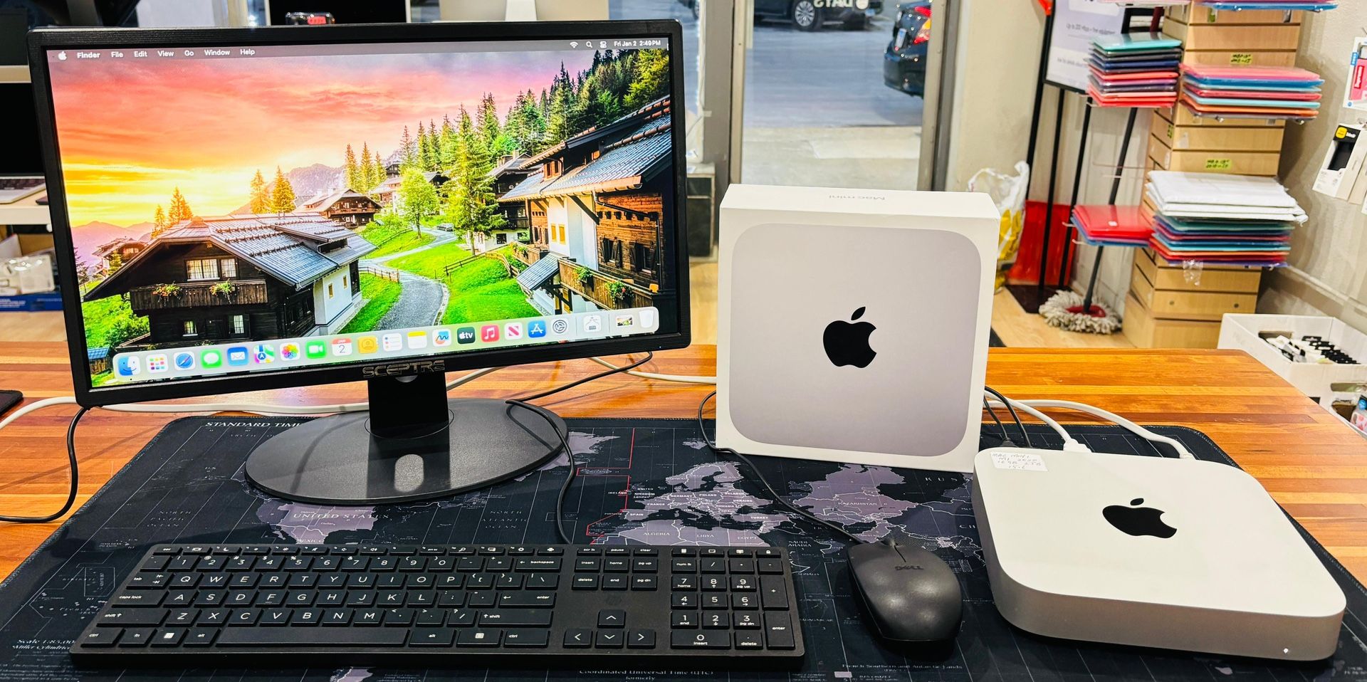 Apple Mac Mini 2020 M1 16GB RAM 2TB SSD Like New