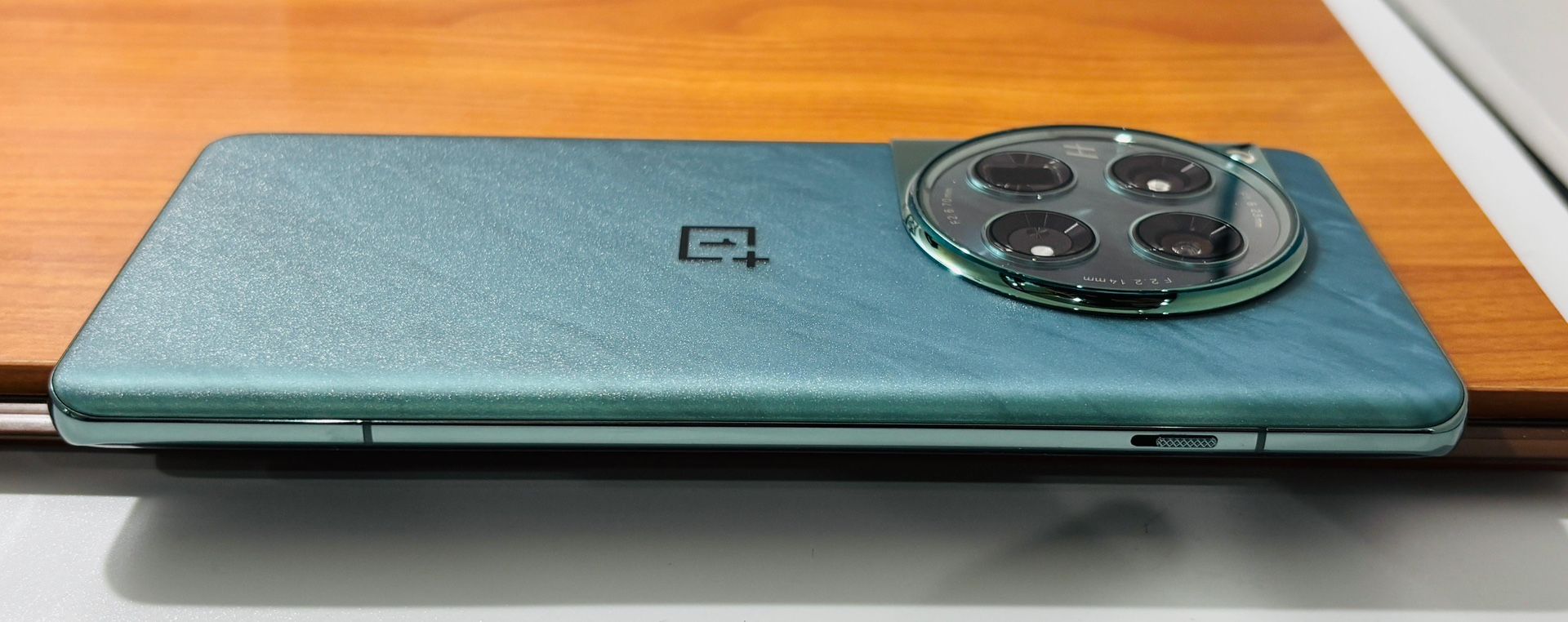 ONEPLUS 12 512GB Like New Factory Unlocked - photo 2