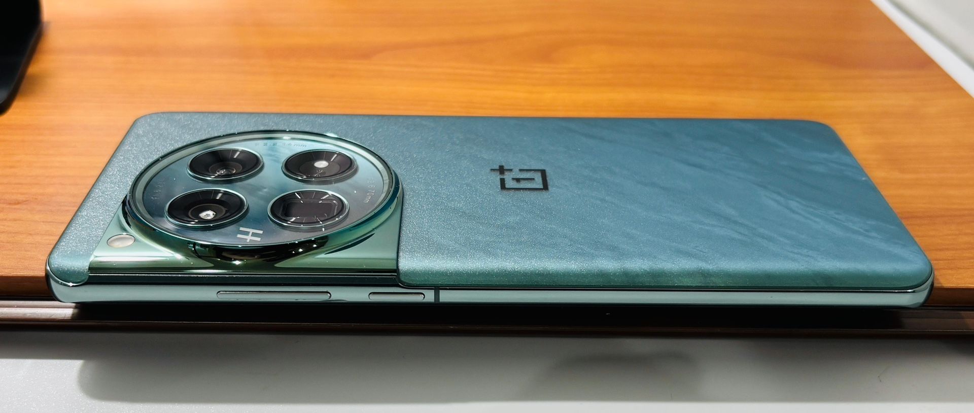 ONEPLUS 12 512GB Like New Factory Unlocked - photo 4
