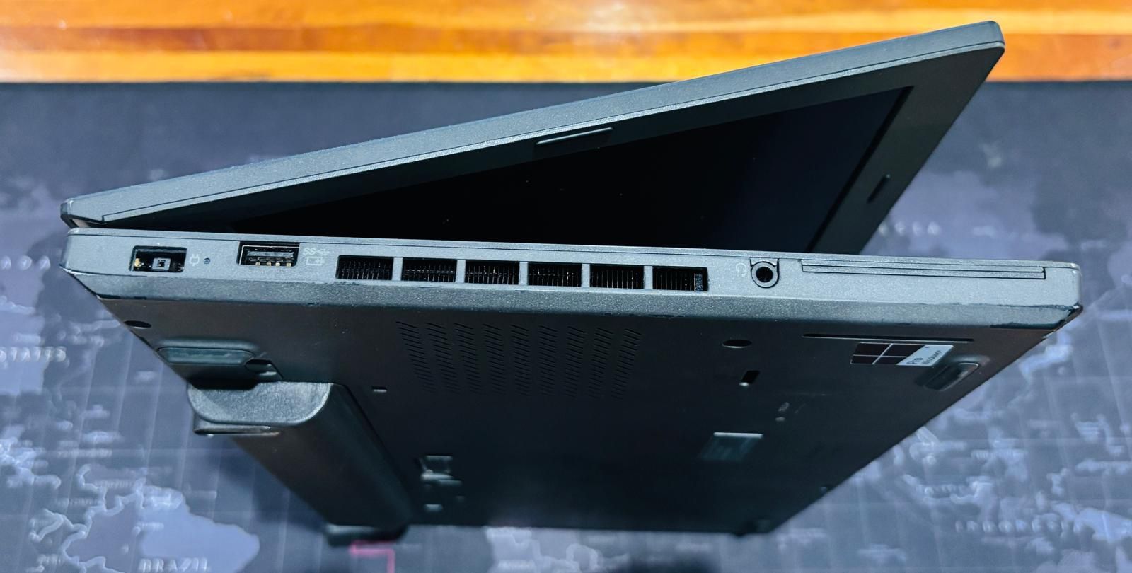 Lenovo T460p Core i7-6820HQ 8GB 120GB SSD Nvidia 940MX - photo 4