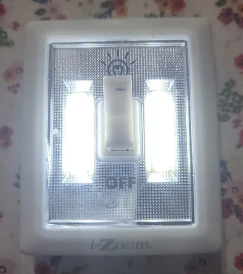 i-Zoom Night Light With Switch 200 Lumens Easy Mounting Night Li - photo 2