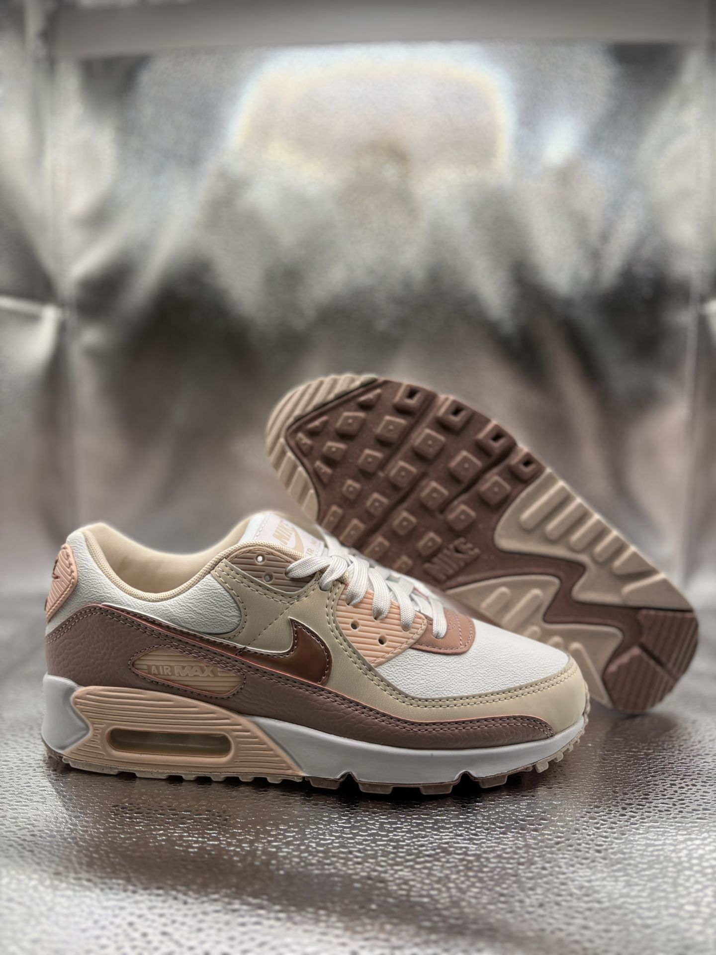 Nike Air Max 90 Washed Coral