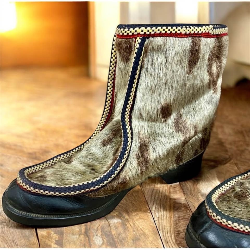 RARE Vintage 1950's Bootinos Fur Boots Size 7.5 - photo 4